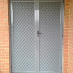 Clear-breeze-Standard-Diamond-Screen-Door-Over-Size.jpg